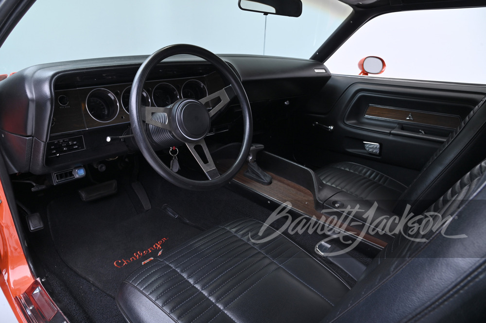 1971 Dodge Challenger Custom interior