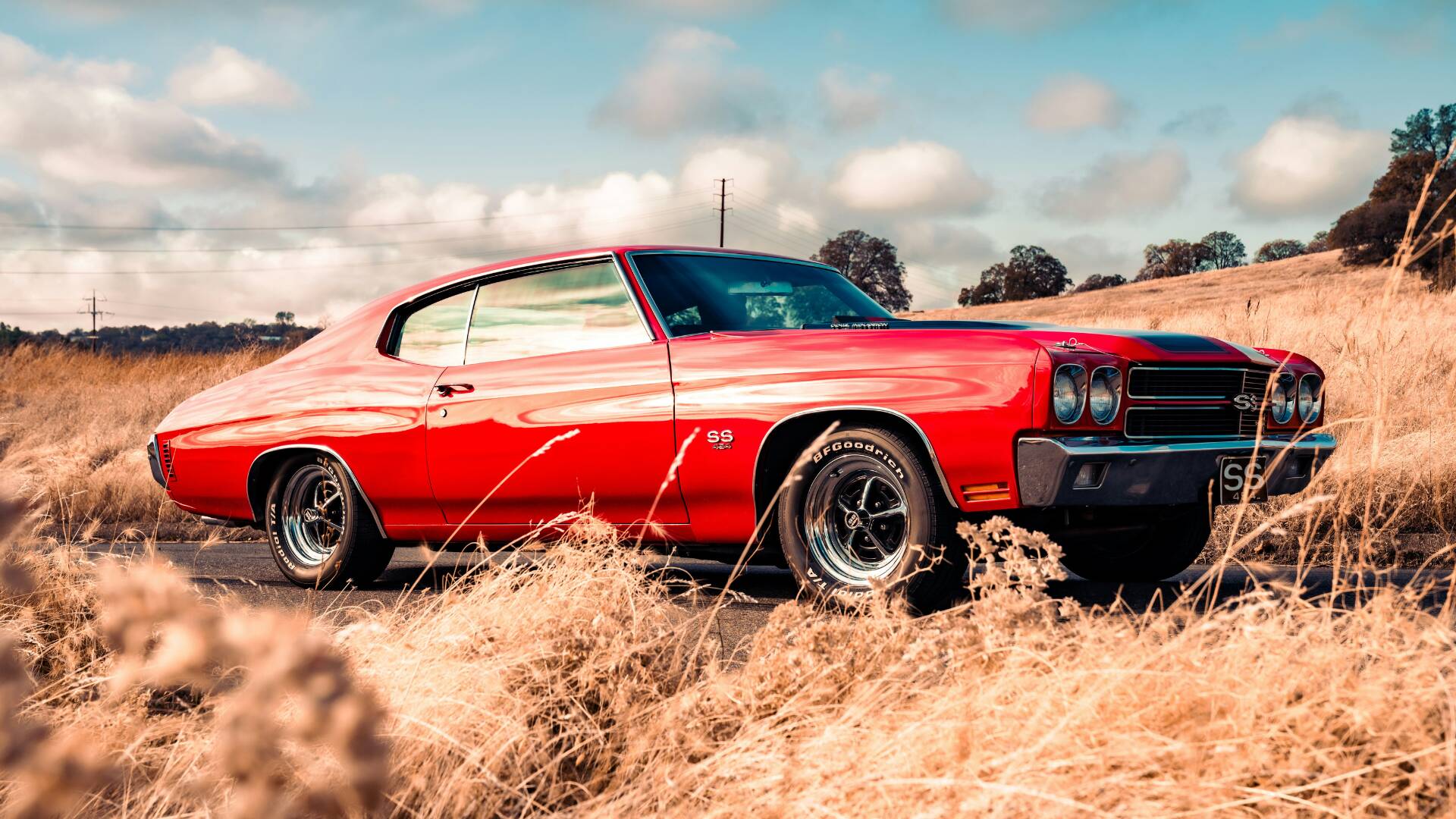 Chevelle SS in red