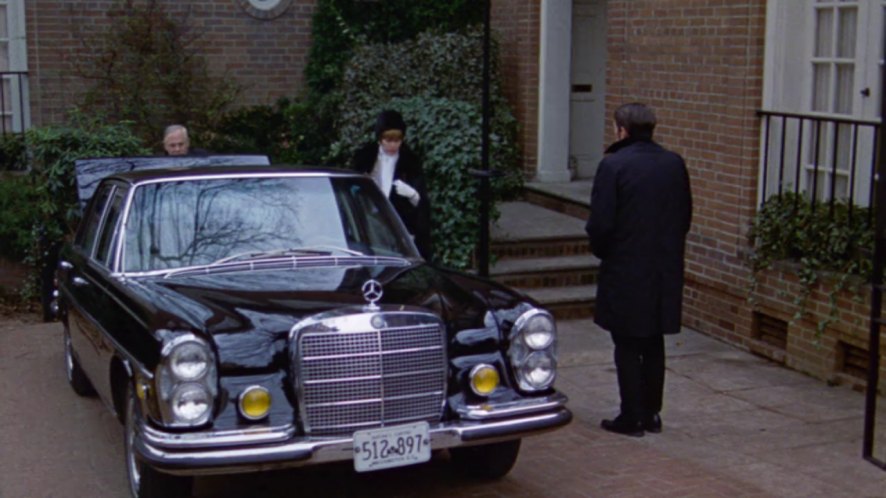 Black 1972 Merecedes Benz