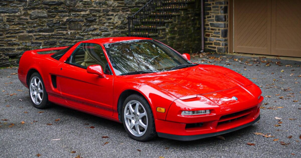 Acura NSX in red