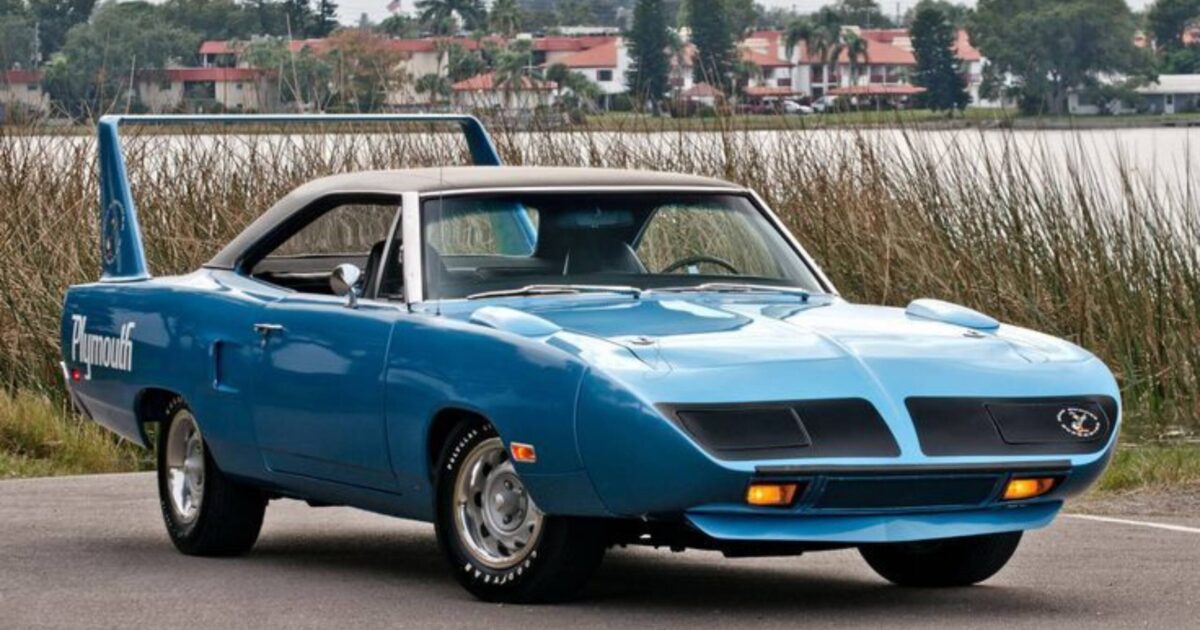 Blue plymouth superbird