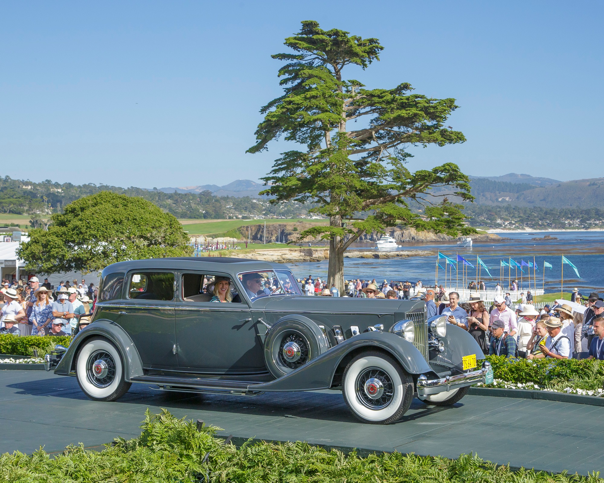 elegance award pebble beach 2024