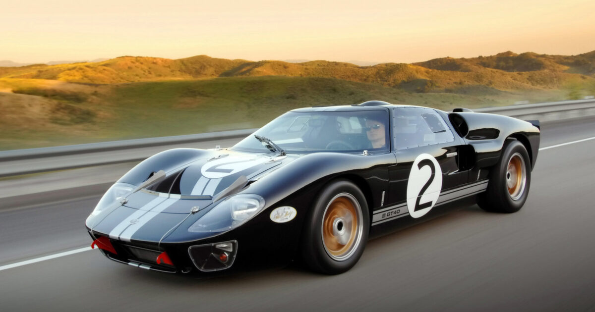 Ford GT40 in white